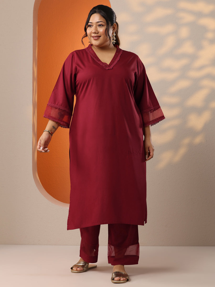 Plus Size Maroon Embellished Rayon Co-Ord Sets (प्लस-साईज रेयॉन को-ऑर्ड सेट्स)