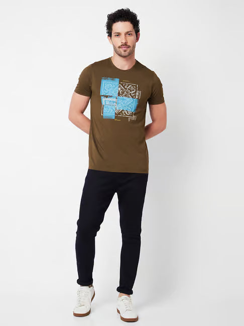 Spykar Slim Fit Graphic Print Crew T-Shirt (स्पायकर स्लिम फिट ग्राफिक प्रिंट टी-शर्ट)