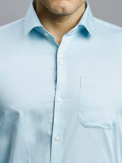 Reid & Taylor Cotton Regular fit Solid Shirt (रीड अँड टेलर रेग्युलर फिट सॉलिड शर्ट)