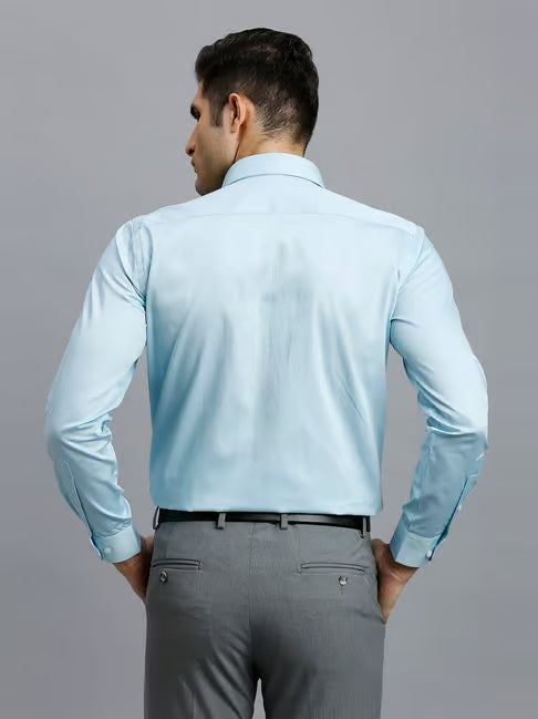 Reid & Taylor Cotton Regular fit Solid Shirt (रीड अँड टेलर रेग्युलर फिट सॉलिड शर्ट)