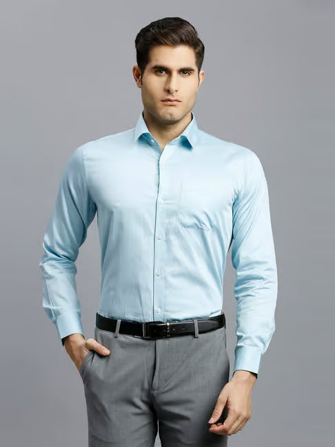 Reid & Taylor Cotton Regular fit Solid Shirt (रीड अँड टेलर रेग्युलर फिट सॉलिड शर्ट)