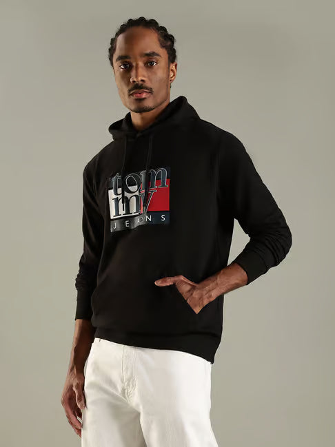 Tommy Hilfiger Black Cotton Regular Fit Sweatshirt (टॉमी हिल्फिगर रेग्युलर फिट स्वेटशर्ट)