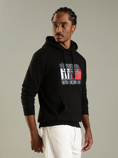 Tommy Hilfiger Black Cotton Regular Fit Sweatshirt (टॉमी हिल्फिगर रेग्युलर फिट स्वेटशर्ट)