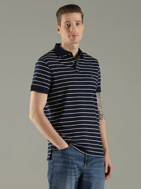 Tommy Hilfiger Navy Striped Regular Fit Polo T-Shirt (टॉमी हिलफिगर नेव्ही स्ट्राइप्ड रेग्युलर फिट पोलो टी-शर्ट)