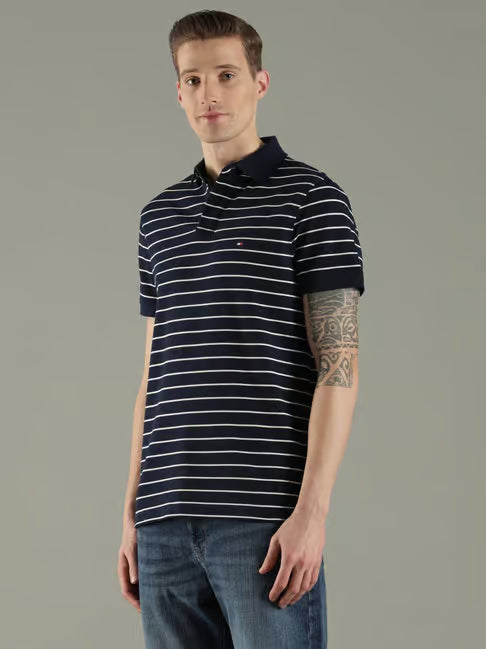 Tommy Hilfiger Navy Striped Regular Fit Polo T-Shirt (टॉमी हिलफिगर नेव्ही स्ट्राइप्ड रेग्युलर फिट पोलो टी-शर्ट)