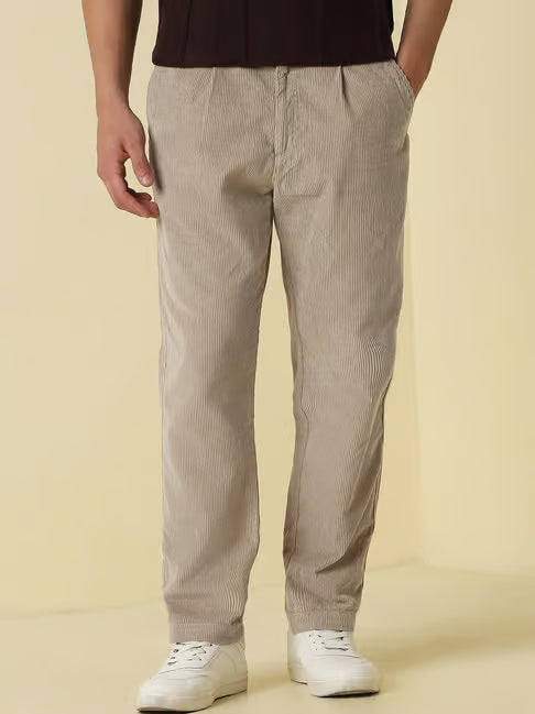 Allen Solly Beige Cotton Relaxed Fit Chinos (ॲलन सॉली कॉटन फिट चिनोज)