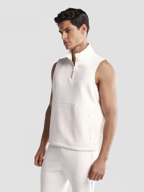 U.S. Polo Assn. White Regular Fit Solid Sleeveless Sweatshirt (यू.एस. पोलो रेग्युलर फिट सॉलिड स्लीव्हलेस स्वेटशर्ट)