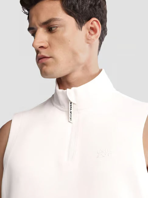 U.S. Polo Assn. White Regular Fit Solid Sleeveless Sweatshirt (यू.एस. पोलो रेग्युलर फिट सॉलिड स्लीव्हलेस स्वेटशर्ट)
