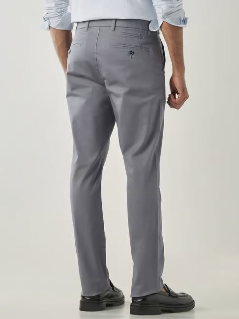 Reid & Taylor Cotton Regular Fit Trousers (रीड अँड टेलर कॉटन रेग्युलर फिट ट्राउझर्स)