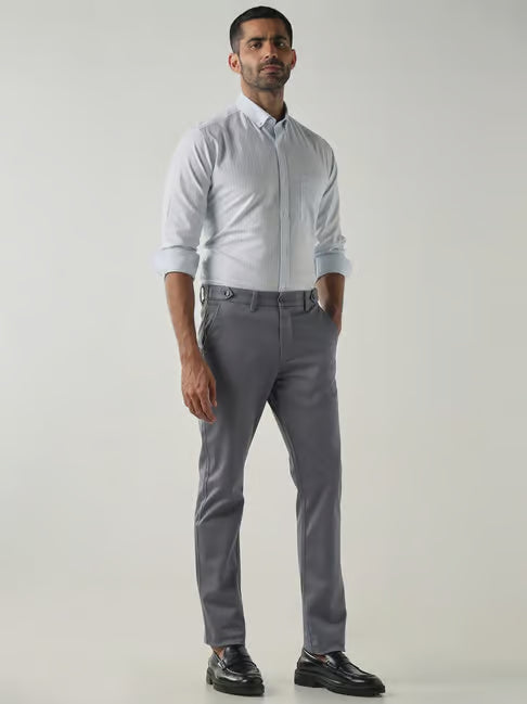 Reid & Taylor Cotton Regular Fit Trousers (रीड अँड टेलर कॉटन रेग्युलर फिट ट्राउझर्स)
