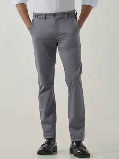 Reid & Taylor Cotton Regular Fit Trousers (रीड अँड टेलर कॉटन रेग्युलर फिट ट्राउझर्स)