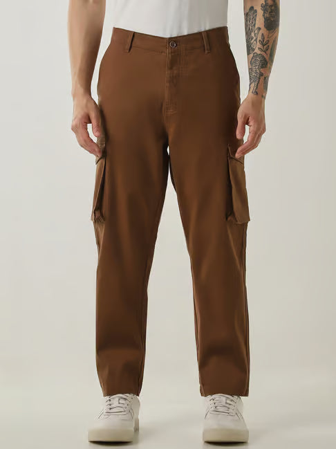 Reid & Taylor Brown Cotton Regular Solid Cargo (रीड अँड टेलर रेग्युलर सॉलिड कार्गो)