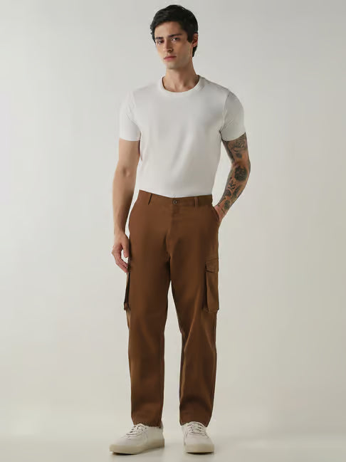 Reid & Taylor Brown Cotton Regular Solid Cargo (रीड अँड टेलर रेग्युलर सॉलिड कार्गो)